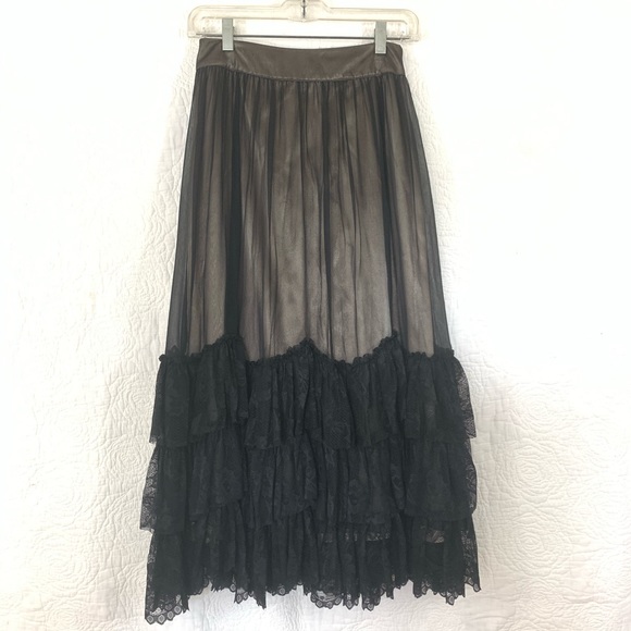 Tristan silk with black lace layers midi skirt - Picture 4 of 9